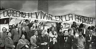 Chile, dos veces la muerte. De un país polarizado a un país que se hizo añicos