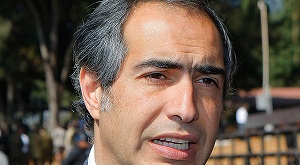 Senador Chahuán explica propuesta para agilizar ingreso del proyecto de Ley de Migraciones