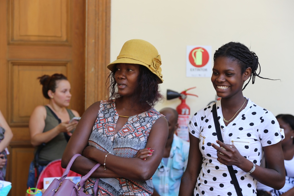 Hacia el 8M: Desconciencia nacional y racismo.