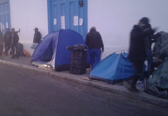 Atrapados por la pandemia: el tormento que hoy viven cientos de chilenos y extranjeros varados en la frontera