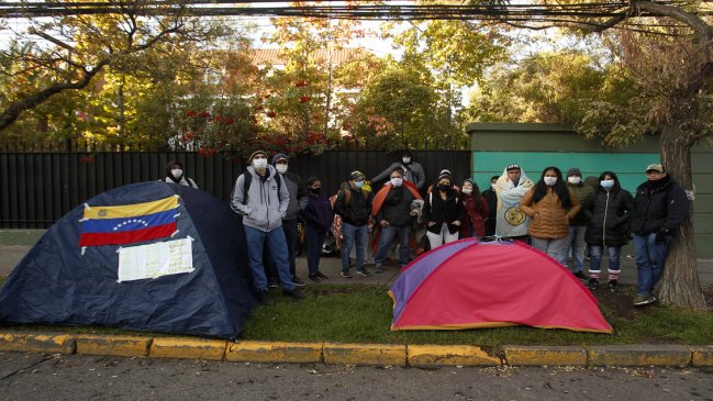 Un fallecido y más de 25 personas contagiadas de coronavirus se registran en albergue para extranjeros en Providencia