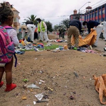 Carta imaginaria de una niñita morena migrante que virtualmente se libró de ser quemada viva ayer por una patota de patrioteros de Iquique, Chile