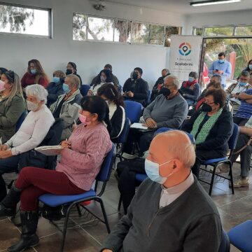 Organizaciones migrantes y promigrantes dialogaron en Arica, acerca de la nueva legislación