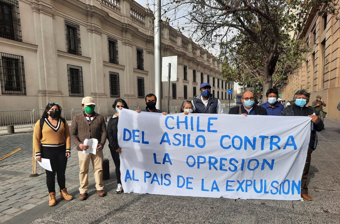 Refugiados y refugiadas denuncian negación de solicitudes y persecución