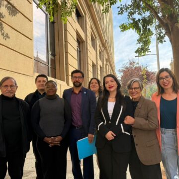 Sociedad civil y diputados cuestionan ante la Contraloría circular que amenaza el derecho a la nacionalidad de la niñez migrante